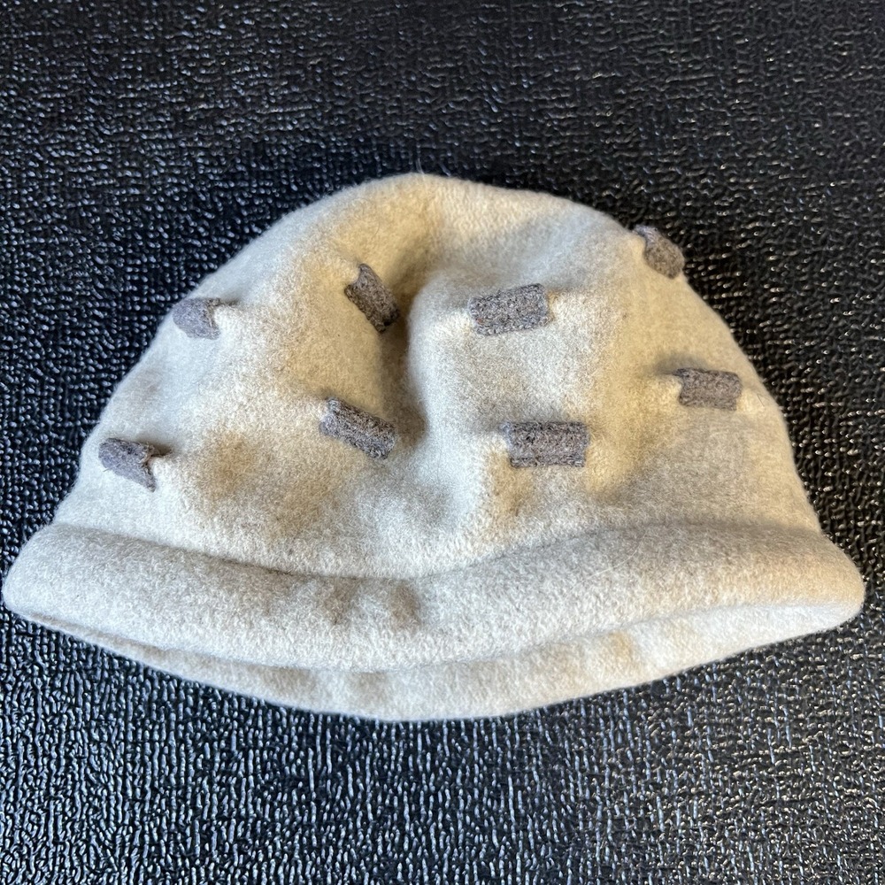 Rabionek Bozena Rabionek Cream 100% Wool Felted Cloche Hat Grey Accents Size M